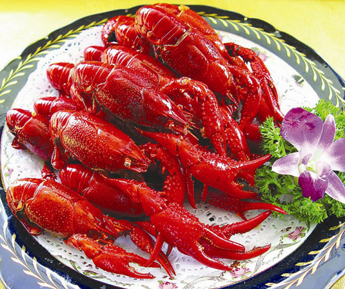 潜江油焖大虾:挡不住的红色诱惑 品不尽的舌尖