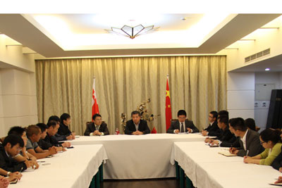 格鲁吉亚大使岳斌出席使馆举行的驻在国法律法