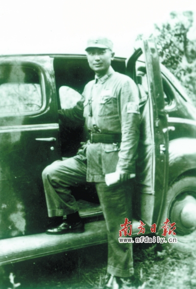 1942年,戴安澜将军出征缅甸前在广西照相留念。图片由戴澄东提供