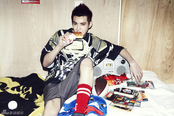 　　吴亦凡(KRIS)