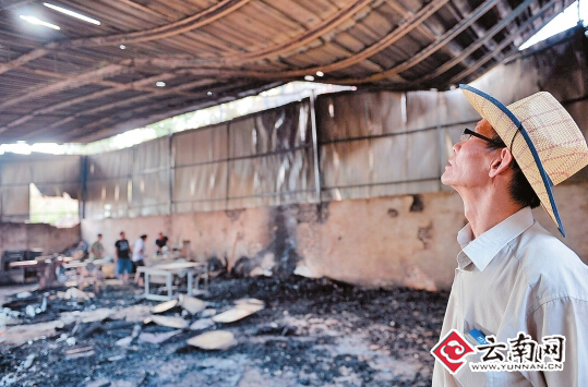 据了解，该加工厂今年4月刚进行了电线线路改造。记者 苏颖 摄