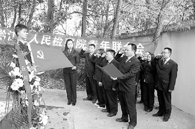 重庆黔江总人口_重庆黔江图片
