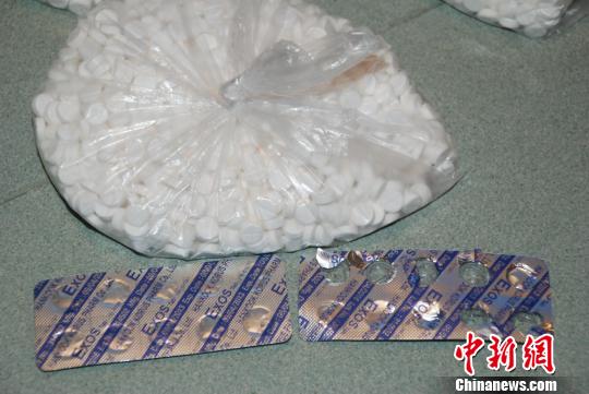 深圳海关查获走私麻黄碱入境案 两主犯获有期