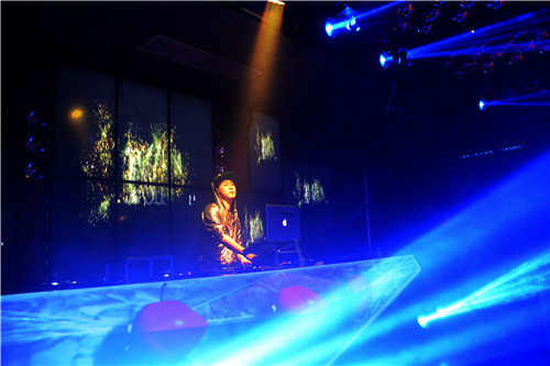 中国msc搓盘大师赛冠军、世界DMC DJ大赛中