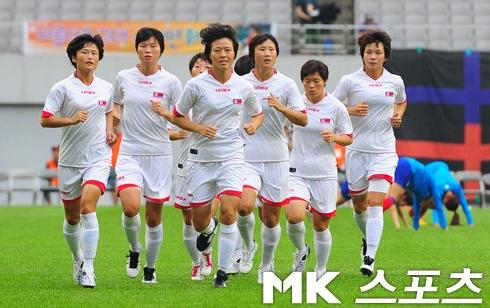 资料图:朝鲜女足队员