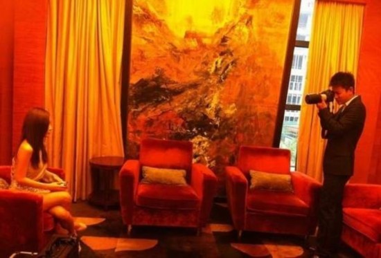 李小璐整容后遗症凸显 盘点昔日灵动清纯美照