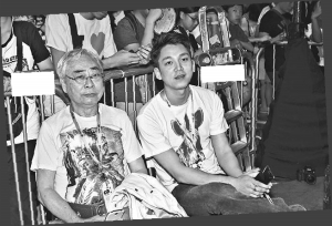 何傲儿同时与林建名及林孝信父子传绯闻。(资料图片)
