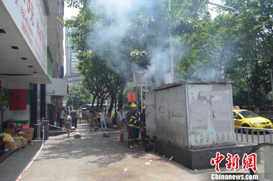 圖為變壓器起火現場?!≠芊丁z