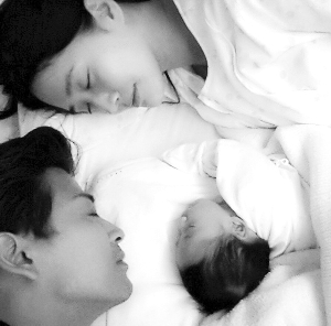 陈晓东首次曝光<em>女儿</em>萌照|<em>女儿</em>|<em>奶奶</em>_凤凰娱乐