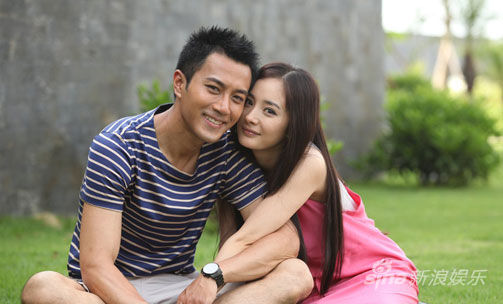 杨幂和刘恺威订婚后曾多次否认奉子成婚