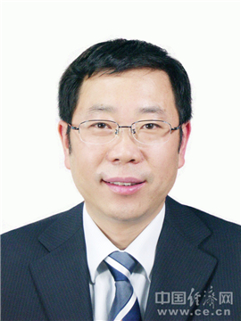 阜阳市委常委、市委秘书长李志伟接替范淑清任