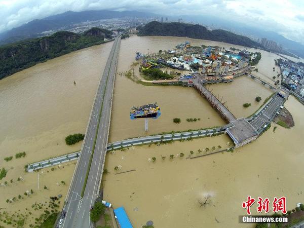 青田县城有多少人口_浙江丽水遭遇暴雨突袭(2)