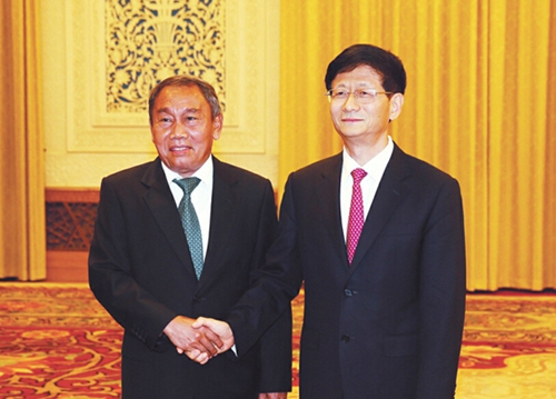 8月22日，中共中央政治局委员、中央政法委书记孟建柱在人民大会堂会见印度尼西亚国家反恐局局长姆拜。