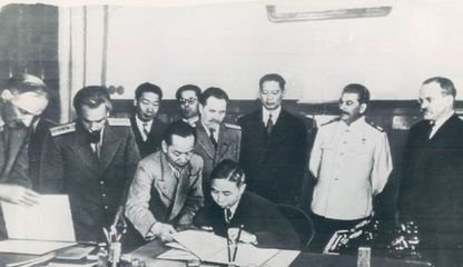 回忆:蒋经国随宋子文赴苏签订《中苏友好同盟条约》|俄罗斯|蒙古_凤凰文化