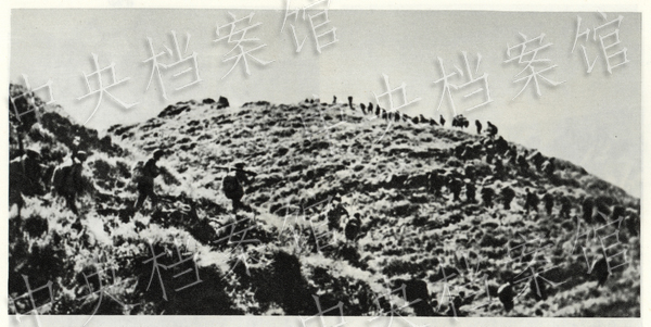 　　1938年3月，我军进入神头岭伏击阵地（照片）