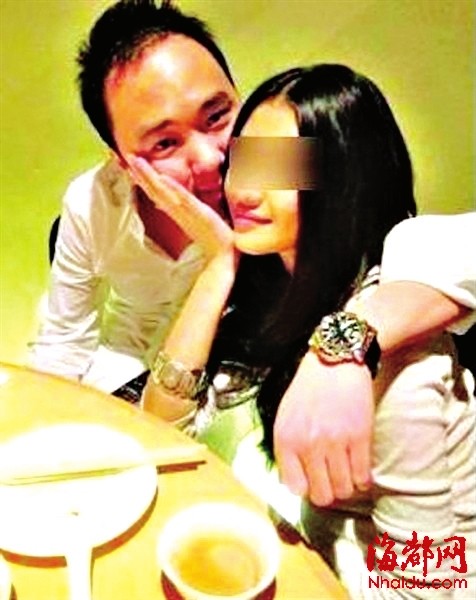 李宗瑞被曝与不少女星关系暧昧