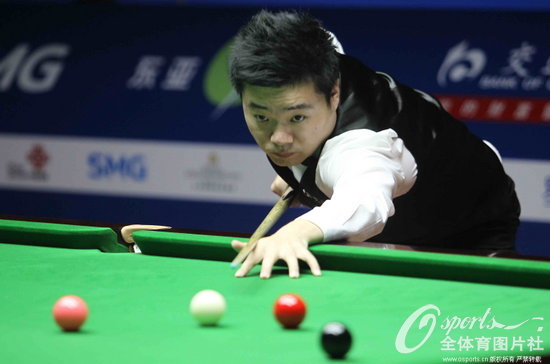 上海赛 丁俊晖轰单杆128分 5 1轻松获胜晋级1