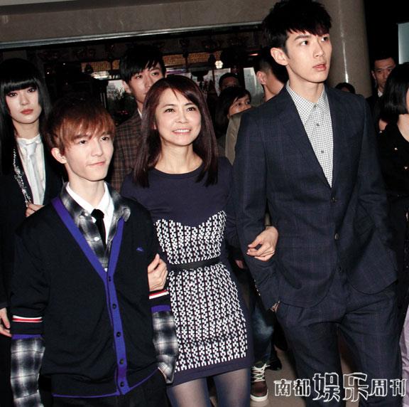 柯震东涉毒案道歉会始末 柴智屏的危机公关是