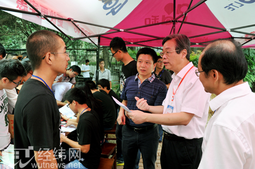 4100余名研究生新生来校报到开始新的征程|新