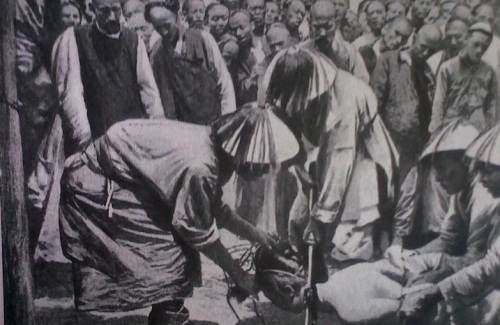 满清入关后的暴行:扬州十日屠杀百姓80万|屠杀