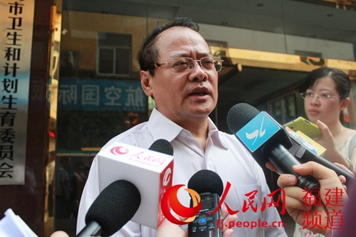 杨叔禹接受本网采访 郑炜摄