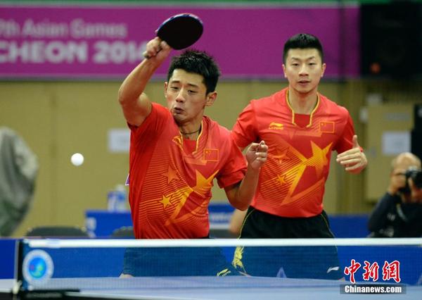 仁川亚运会:乒乓球男子双打张继科\/马龙夺冠|张