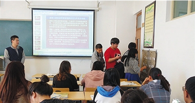 北京一高校强制推行课前交手机 学生：很别扭