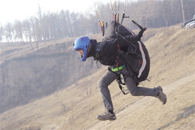 无动力滑翔伞 体验空中快感