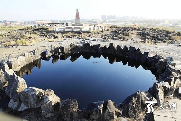 克拉玛依黑油山(高清组图)|克拉玛依|维吾尔