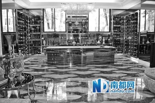 君华硅谷红酒馆是恒温的。