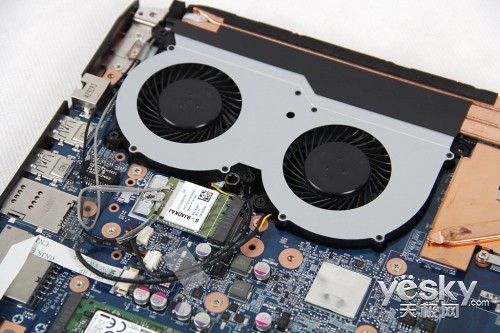 神舟战神Z7旗舰游戏本评测 GTX970M最强性能