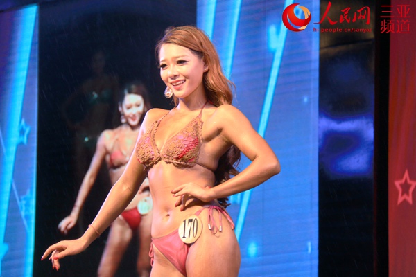 “比基尼小姐”冠军获得者孔美琪。