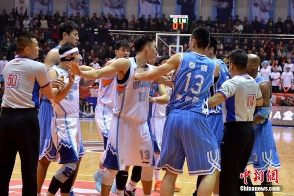 2014年12月3日,2014-2015赛季cba联赛第14轮:新疆广汇vs北京首钢,两队
