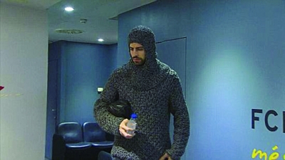 欧冠16强水落石出 皮看穿穿怪服引网友吐槽