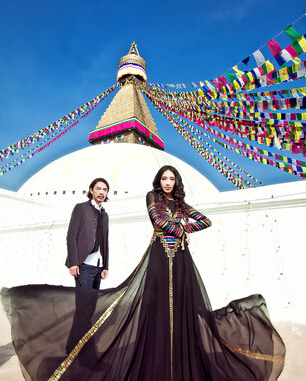 戴佩妮尼泊尔拍婚照 民族风黑色婚纱文艺范|婚