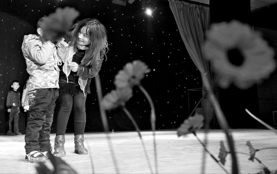 郑州学前融合教育期待扶持 陪孤独症儿童庆圣