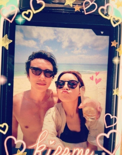 曝张<em>子萱</em>与老公昔日旧照 亲密恩爱羡煞旁人|张