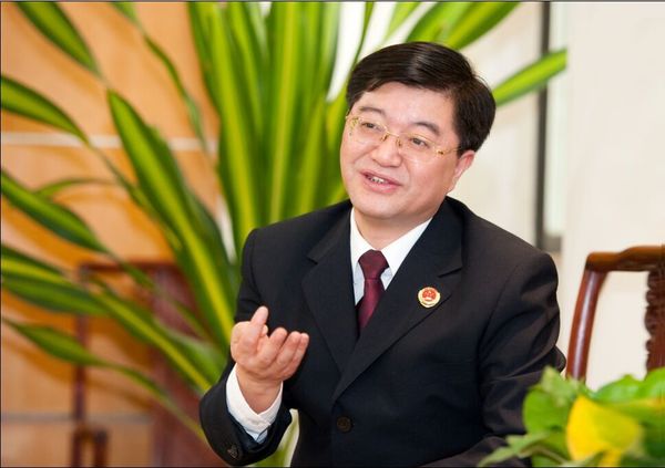 南昌市检察院党组书记、检察长徐胜平接受人民网专访。