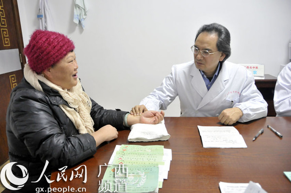 广西中医药大学校长唐农医德医风获患者点赞|