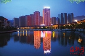贵安世纪金源大饭店夜景