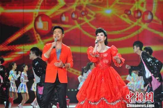 孙浩演唱《点赞中国》
