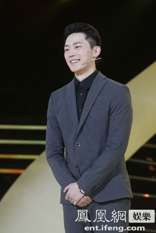 《喜剧狂》霸道总裁似韩星 爆影视圈潜规则