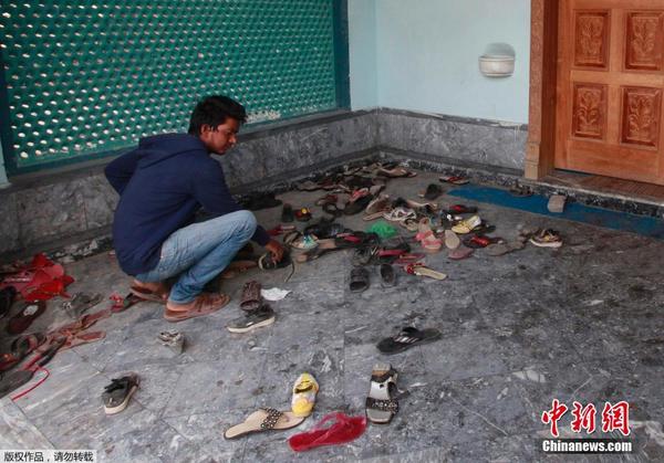 巴基斯坦两座教堂遭爆炸袭击 致至少10人亡|教