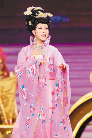 李玉刚新歌不到200字