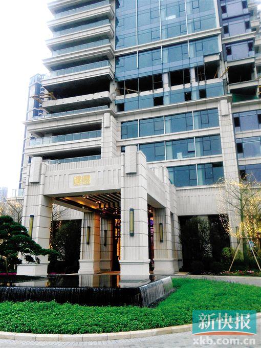 广州最大面积洋房户型亮相 超大平层产品望江面达100米|保利|户型_凤凰资讯