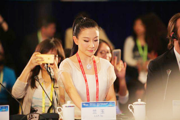 兰玉:要做专业里面的前一万个小时|婚纱|高定