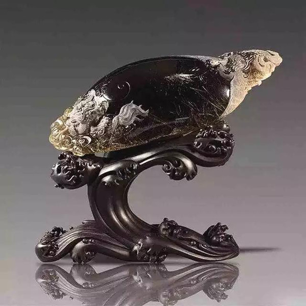 　　13.龙凤呈祥 水晶