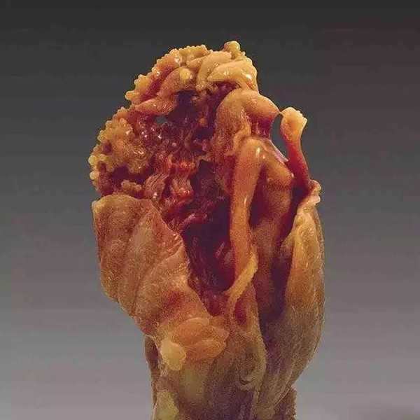 　　2.海的女儿 寿山石