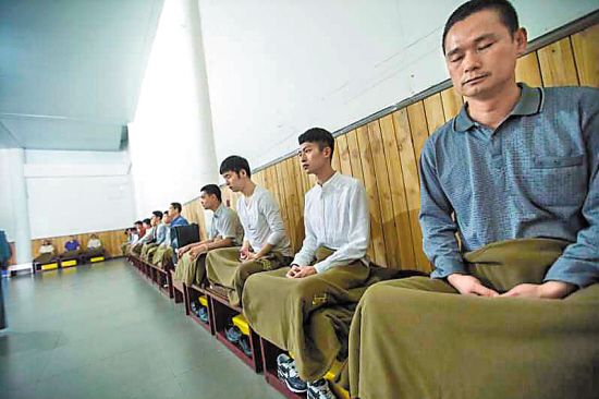 要测试逻辑,还要手机操作|应聘者|招聘