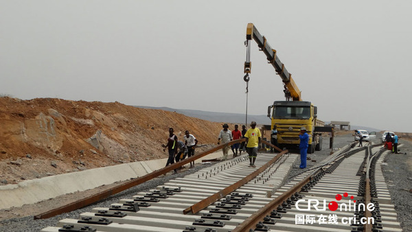 中国企业在东非 精雕细琢 修铁路(高清组图)|铁